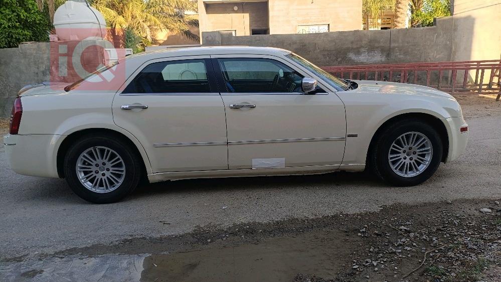 Chrysler 300